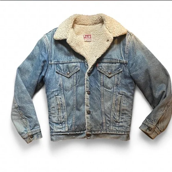 Vintage Levi jacket - Picture 2 of 3